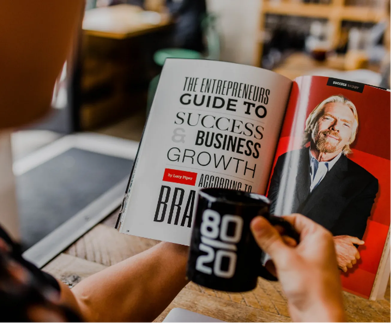 Revista impresa en la agencia